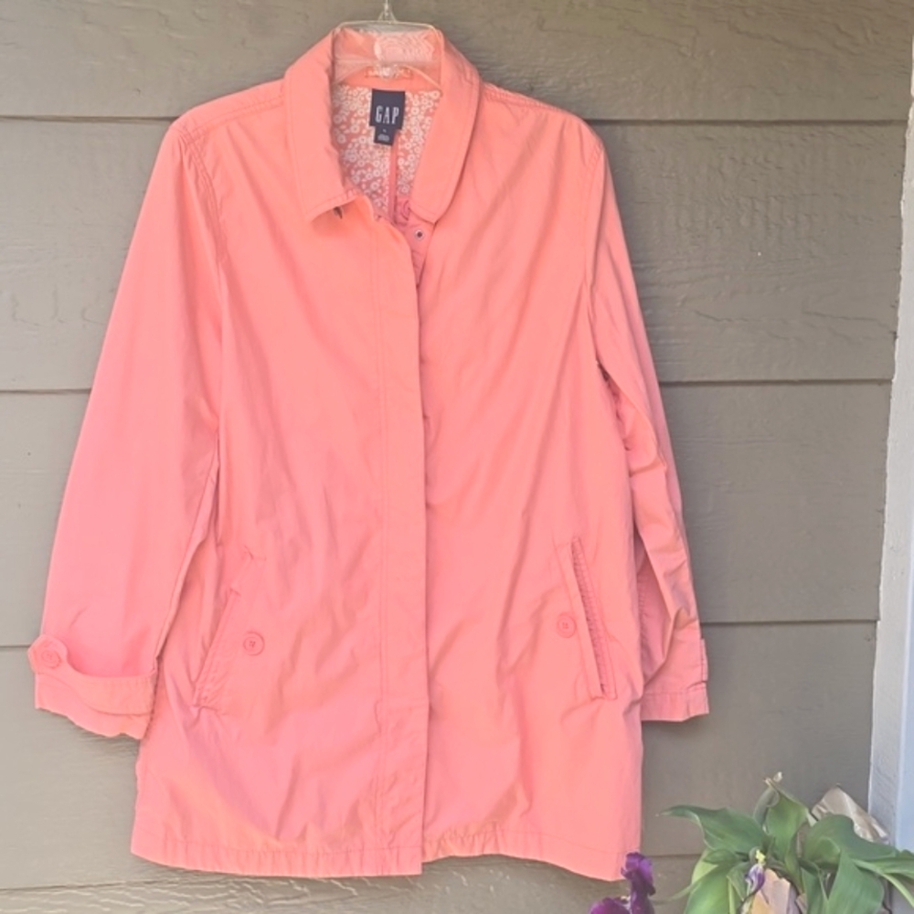 Gap Spring Coral trench jacket L large